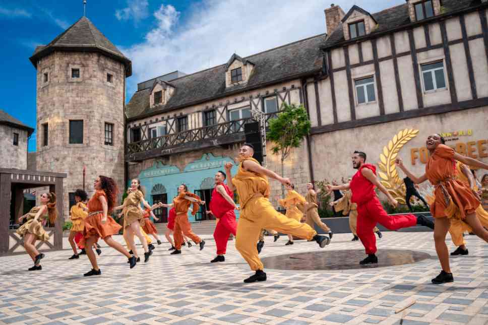 TOUR ĐÀ NẴNG 4 NGÀY 3 ĐÊM – HÀNH TRÌNH KHÁM PHÁ THIÊN ĐƯỜNG MIỀN TRUNG cùng thi hoài nhân travel