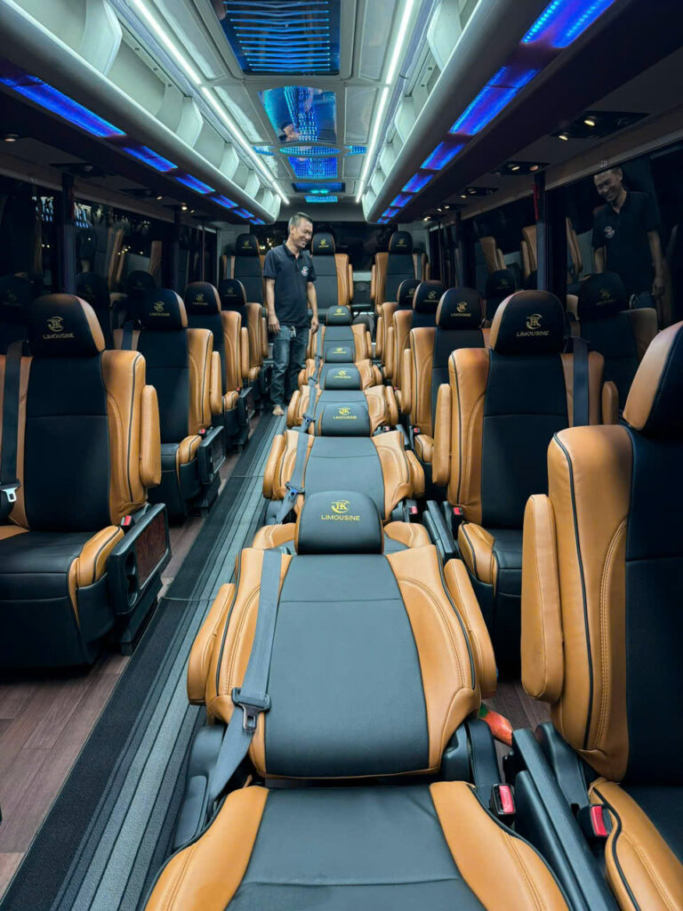 Thuê xe Limousine Đà Nẵng – Dịch vụ sang trọng cùng Thi Hoài Nhân Travel