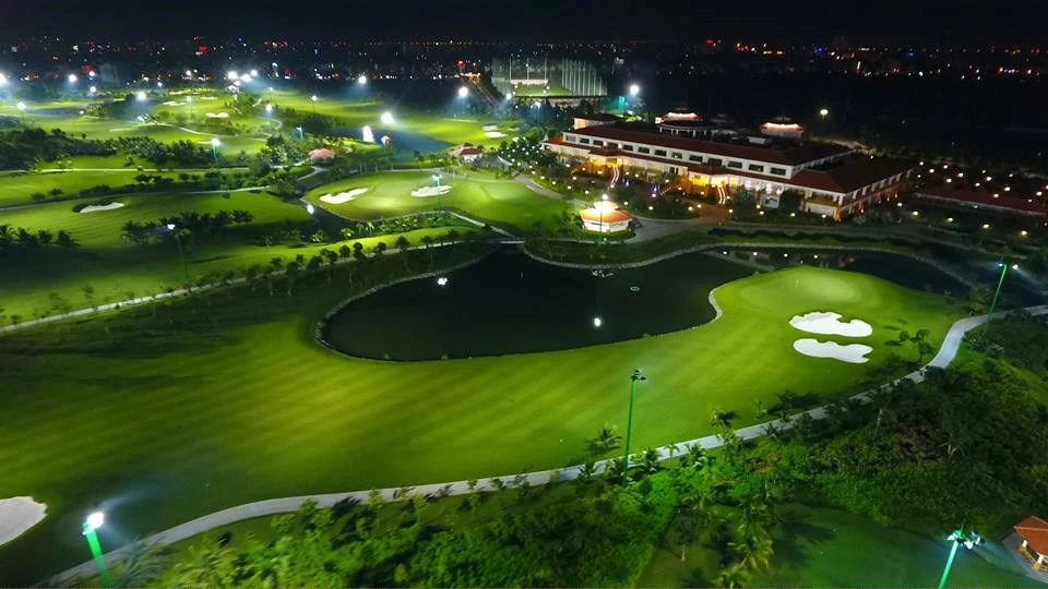 Sân Golf Tân Sơn Nhất - chinh phục sân golf cùng Thi Hoài Nhân Travel.png