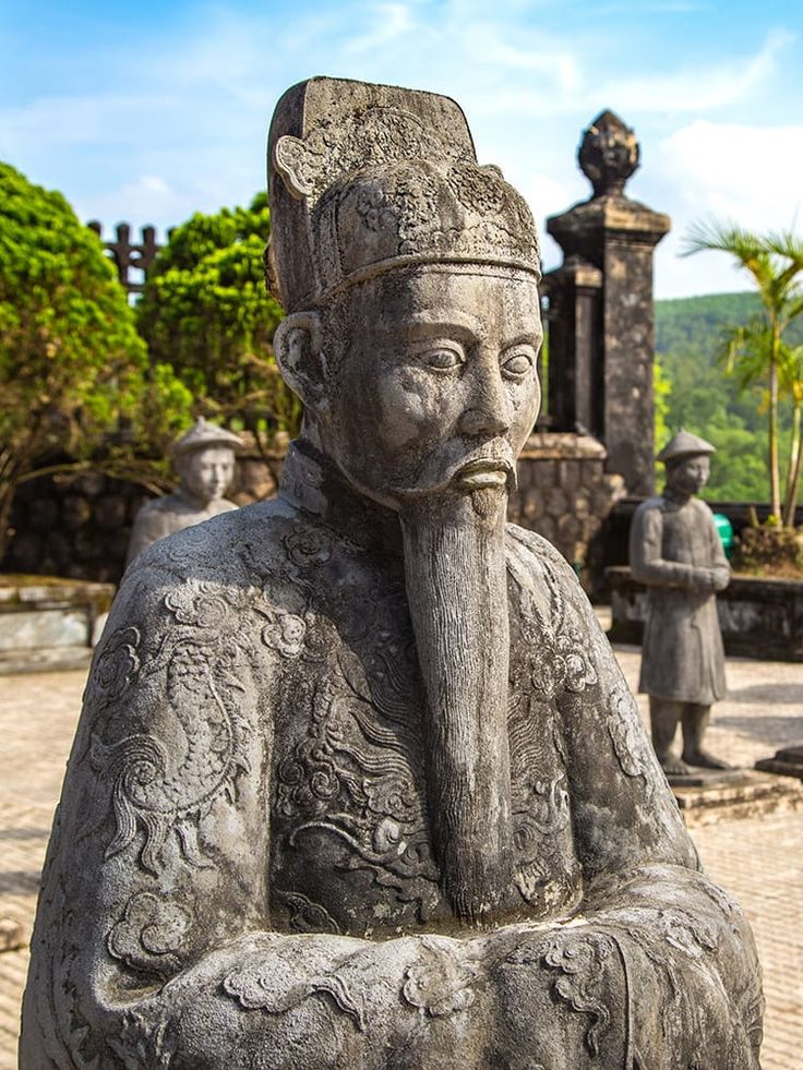 khám phá cố đô Huế cùng thi hoài nhân travel.png
