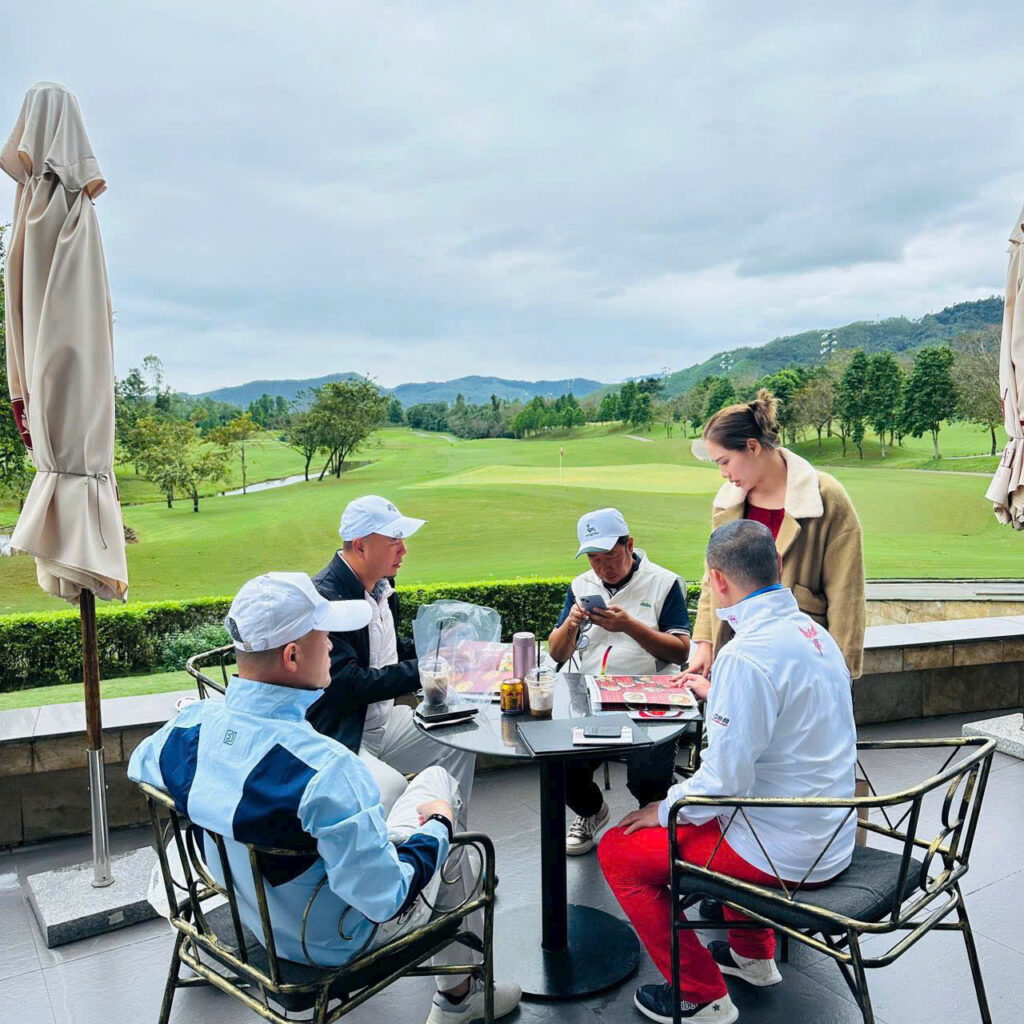 GOLF ĐÀ NẴNG - golf cùng thi hoài nhân travel
