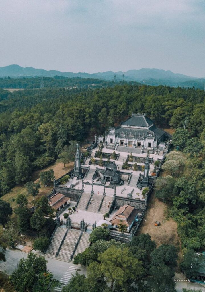 khám phá cố đô Huế cùng thi hoài nhân travel.png