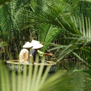 THAM QUAN RỪNG DỪA BẢY MẨU CÙNG THI HOÀI NHÂN