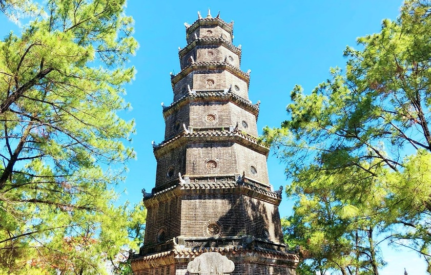 khám phá cố đô Huế cùng thi hoài nhân travel.png
