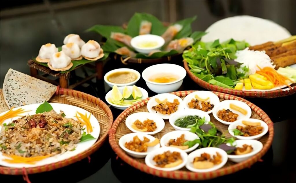 Kinh nghiệm du lịch Huế dịp tết - Khám phá du lịch cùng Thi Hoài Nhân Travel