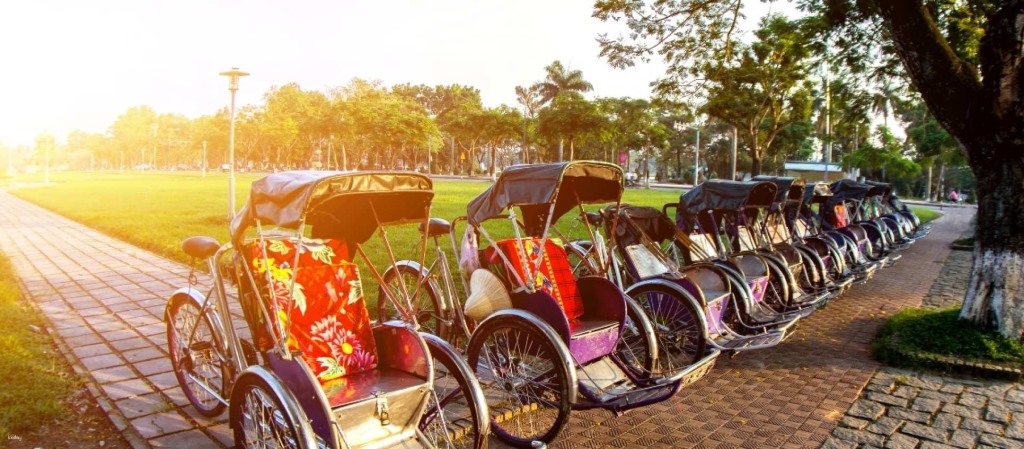 Kinh nghiệm du lịch Huế dịp tết - Khám phá du lịch cùng Thi Hoài Nhân Travel