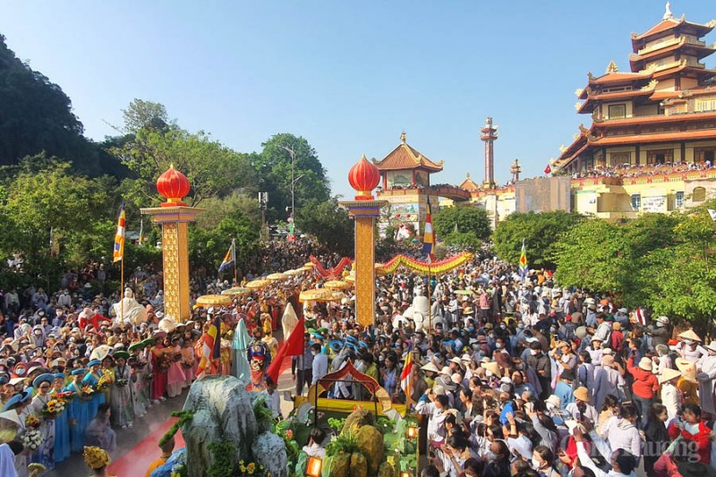 Chương trình lễ hội quán thế âm 2025 - thi hoài nhân travel