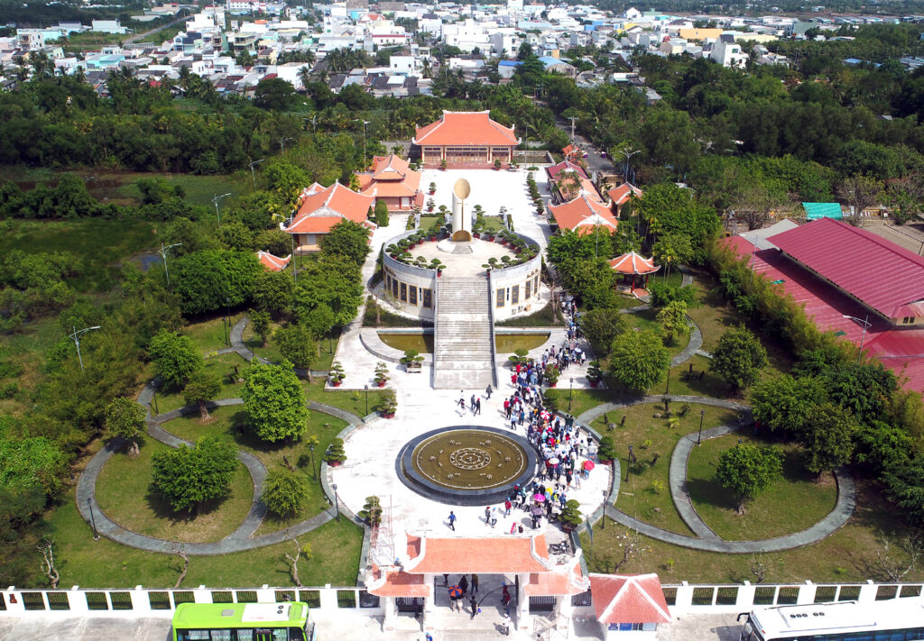 KHU TƯỞNG NIỆM CAO VĂN LẦU