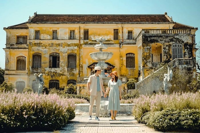 Huế - Cung An Định - thi hoai nhan travel