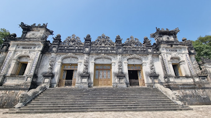 Huế - Lăng Khải Định - thi hoai nhan