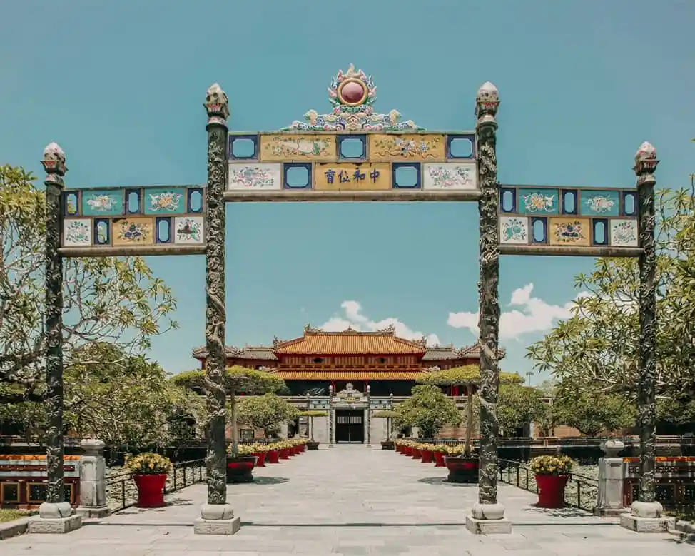 tour Đà Nẵng - Huế 1 ngày