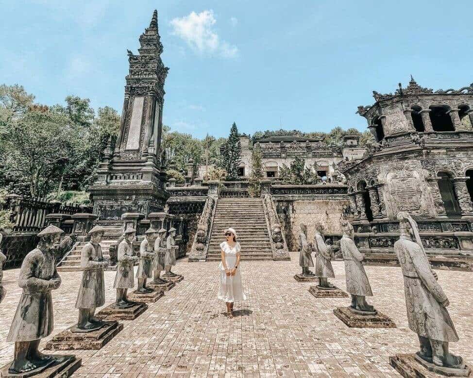 LĂNG KHẢI ĐỊNH