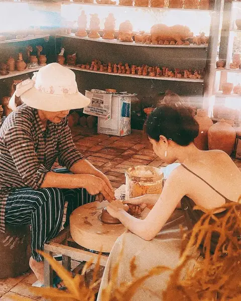 Làng gốm Thanh Hà