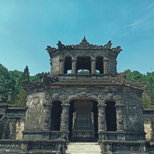 LĂNG KHẢI ĐỊNH