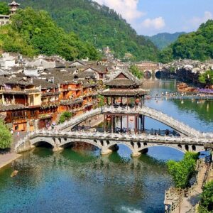 TOUR TRƯƠNG GIA GIỚI – PHƯỢNG HOÀNG CỔ TRẤN – VIÊN GIA GIỚI – VŨ LĂNG NGUYÊN 6 NGÀY/5 ĐÊM