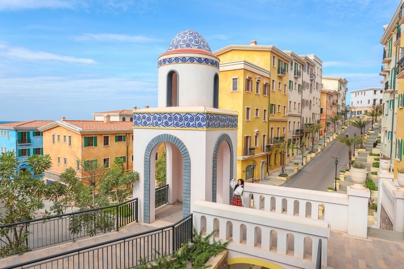 Thị trấn Địa Trung Hải
