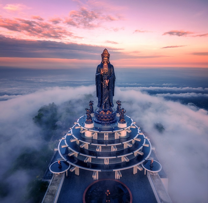 Tour Sài Gòn Tây Ninh Núi Bà Đen 2N1Đ