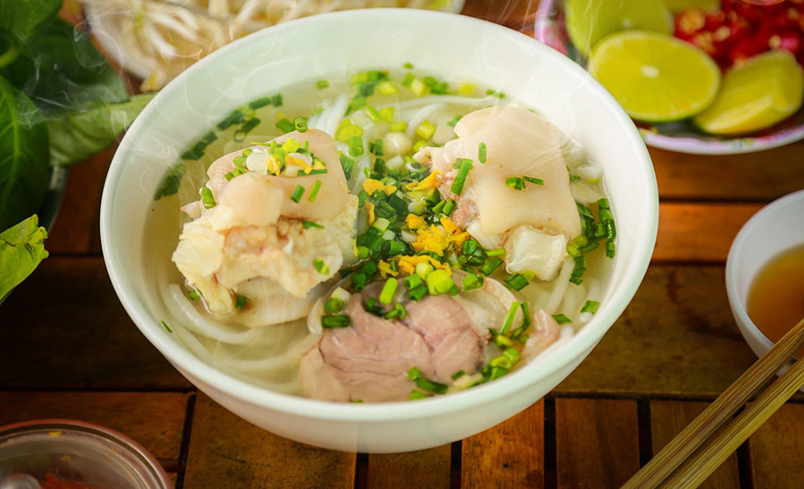 Tour Sài Gòn Tây Ninh Núi Bà Đen 2N1Đ