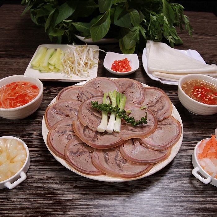 Tour Sài Gòn Tây Ninh Núi Bà Đen 2N1Đ