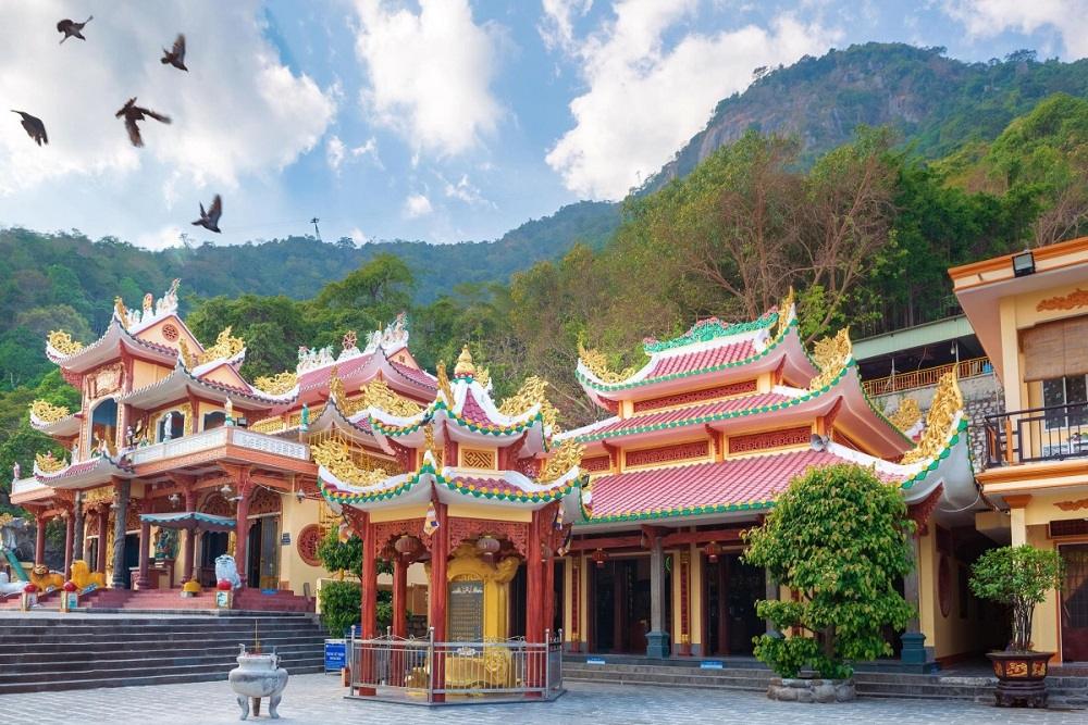 khu du lịch Núi Bà Đen