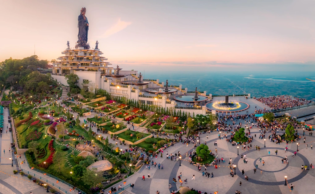 khu du lịch Núi Bà Đen
