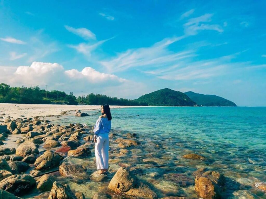 Quan Lạn - Minh Châu