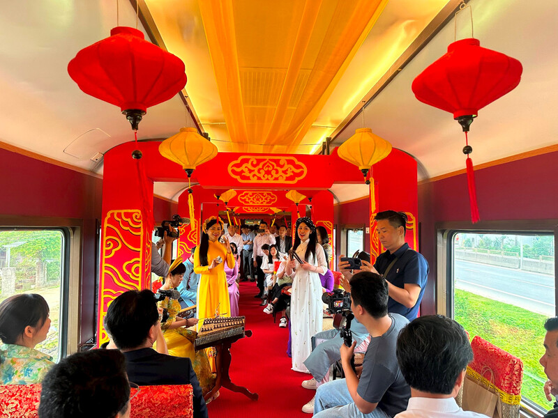 chuyến tàu di sản Huế – Đà Nẵng