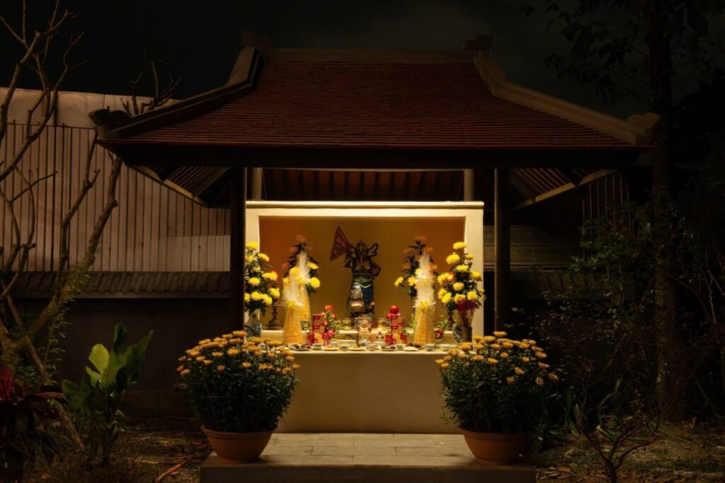 Huế